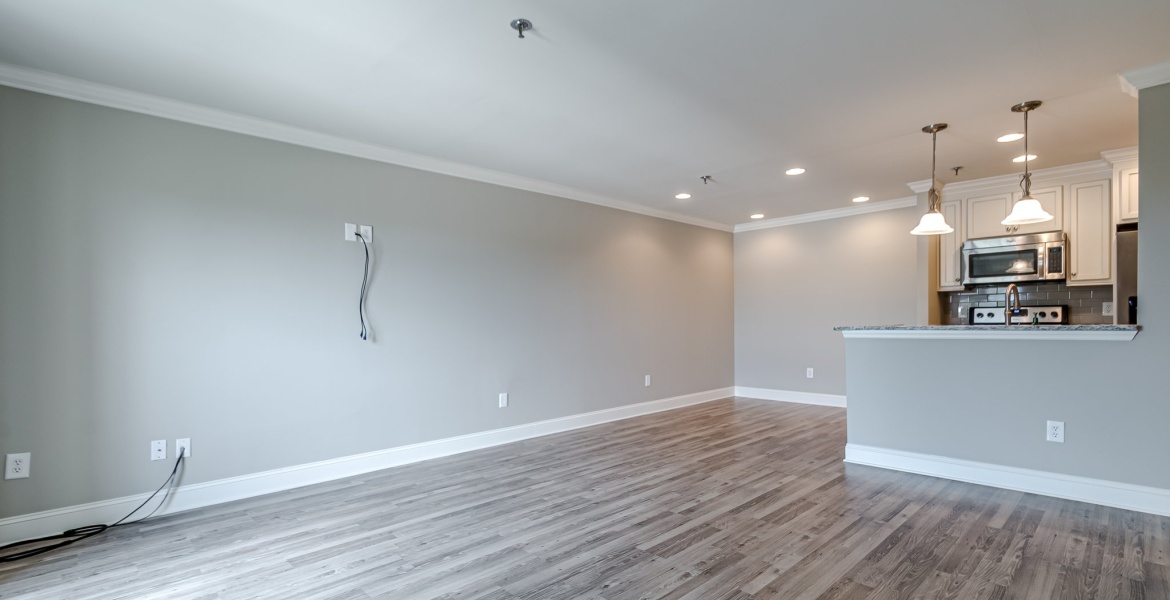 300 Johnson Ferry Rd NE, Sandy Springs, Georgia 30328, ,Condo,For Lease,Johnson Ferry Rd NE,1166