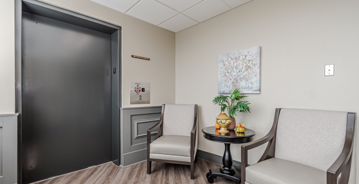 300 Johnson Ferry Rd NE, Sandy Springs, Georgia 30328, ,Condo,For Lease,Johnson Ferry Rd NE,1166