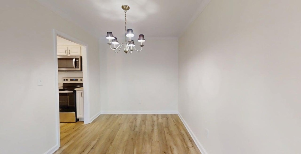 300 Johnson Ferry Rd NE, Sandy Springs, Georgia 30328, ,Condo,For Lease,Johnson Ferry Rd NE,1167