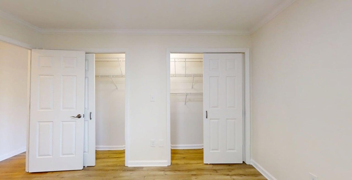 300 Johnson Ferry Rd NE, Sandy Springs, Georgia 30328, ,Condo,For Lease,Johnson Ferry Rd NE,1167