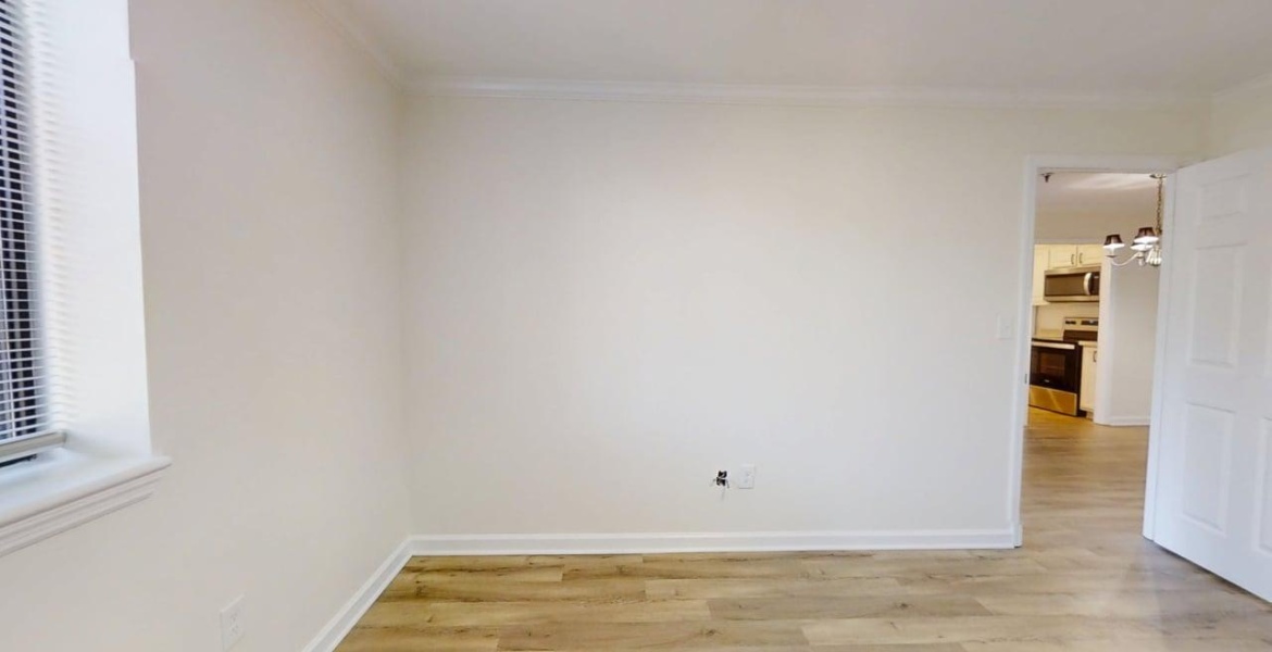 300 Johnson Ferry Rd NE, Sandy Springs, Georgia 30328, ,Condo,For Lease,Johnson Ferry Rd NE,1167