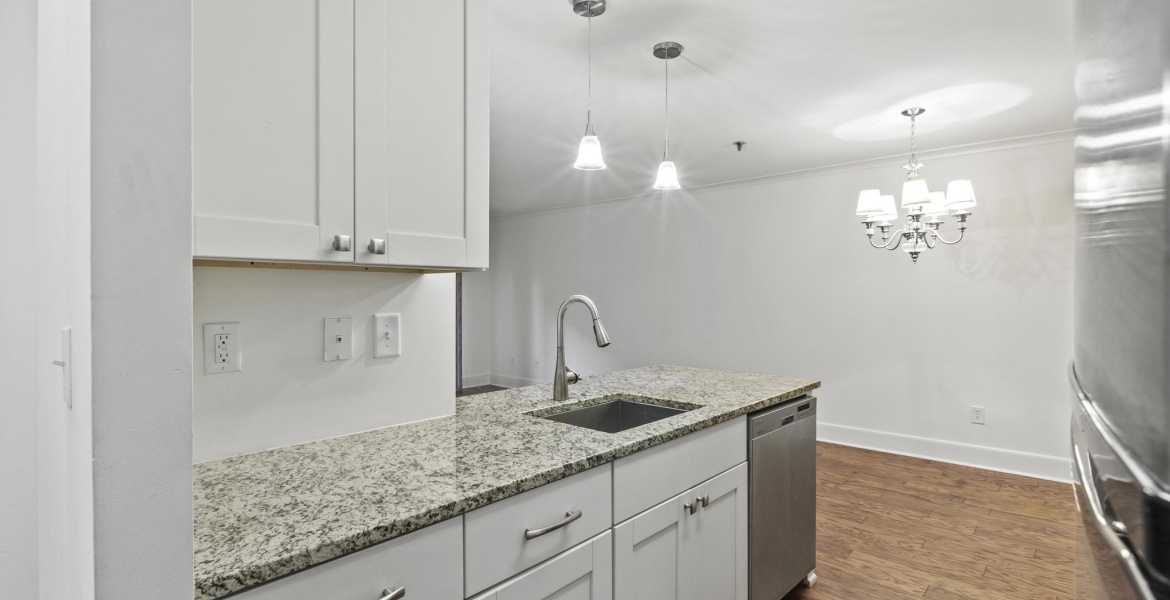 300 Johnson Ferry Rd NE, Sandy Springs, Georgia 30328, ,Condo,For Lease,Johnson Ferry Rd NE,1168