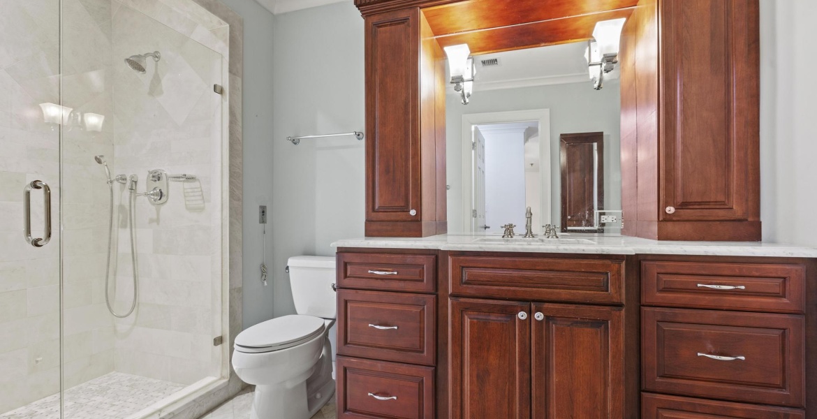 300 Johnson Ferry Rd NE, Sandy Springs, Georgia 30328, ,Condo,For Lease,Johnson Ferry Rd NE,1168