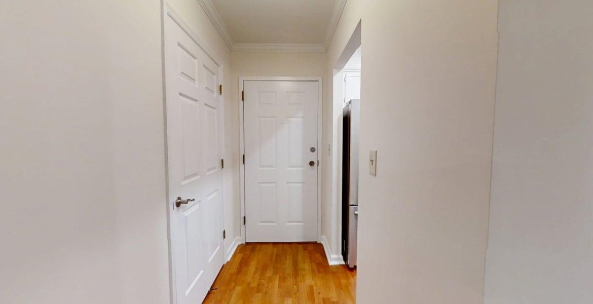 300 Johnson Ferry Rd NE, Sandy Springs, Georgia 30328, ,Condo,For Lease,Johnson Ferry Rd NE,1170