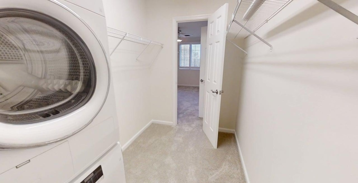 300 Johnson Ferry Rd NE, Sandy Springs, Georgia 30328, ,Condo,For Lease,Johnson Ferry Rd NE,1170