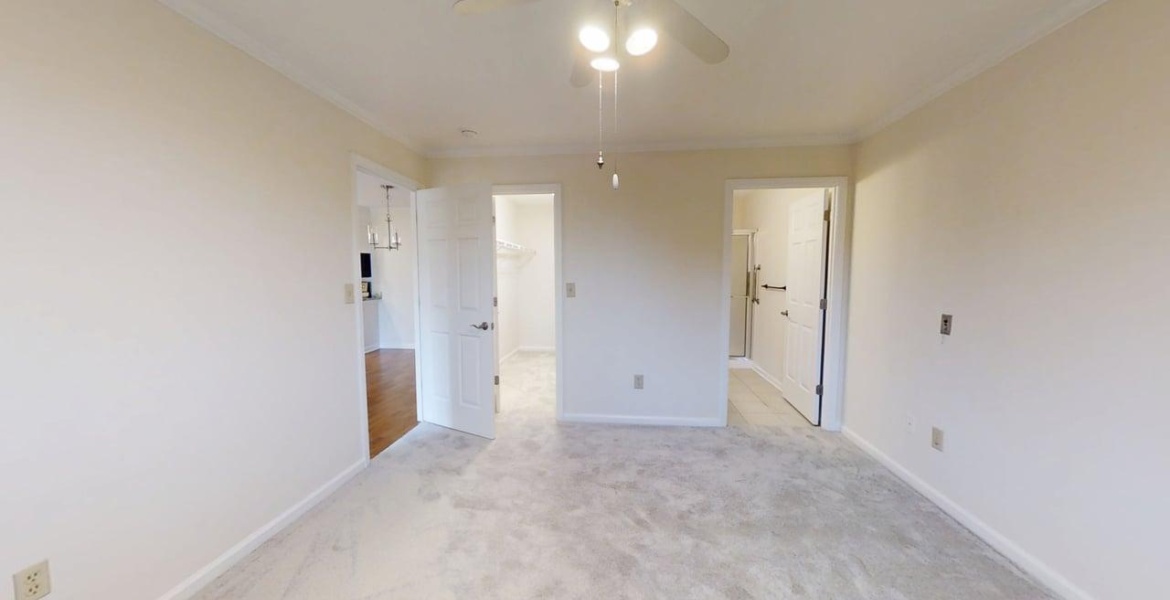 300 Johnson Ferry Rd NE, Sandy Springs, Georgia 30328, ,Condo,For Lease,Johnson Ferry Rd NE,1170