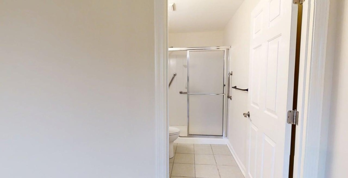 300 Johnson Ferry Rd NE, Sandy Springs, Georgia 30328, ,Condo,For Lease,Johnson Ferry Rd NE,1170