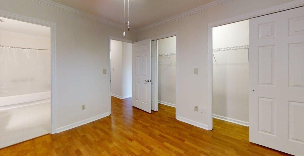 300 Johnson Ferry Rd NE, Sandy Springs, Georgia 30328, ,Condo,For Lease,Johnson Ferry Rd NE,1170