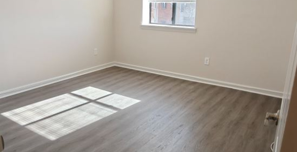 300 Johnson Ferry Rd NE, Sandy Springs, Georgia 30328, ,Condo,For Lease,Johnson Ferry Rd NE,1172