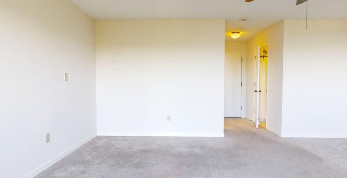 300 Johnson Ferry Rd NE, Sandy Springs, Georgia 30328, ,Condo,For Sale,Johnson Ferry Rd NE,1174