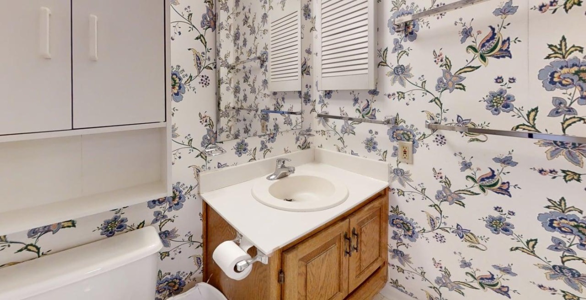 300 Johnson Ferry Rd NE, Sandy Springs, Georgia 30328, ,Condo,For Sale,Johnson Ferry Rd NE,1174