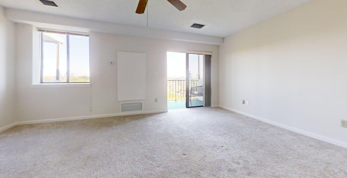 300 Johnson Ferry Rd NE, Sandy Springs, Georgia 30328, ,Condo,For Sale,Johnson Ferry Rd NE,1174