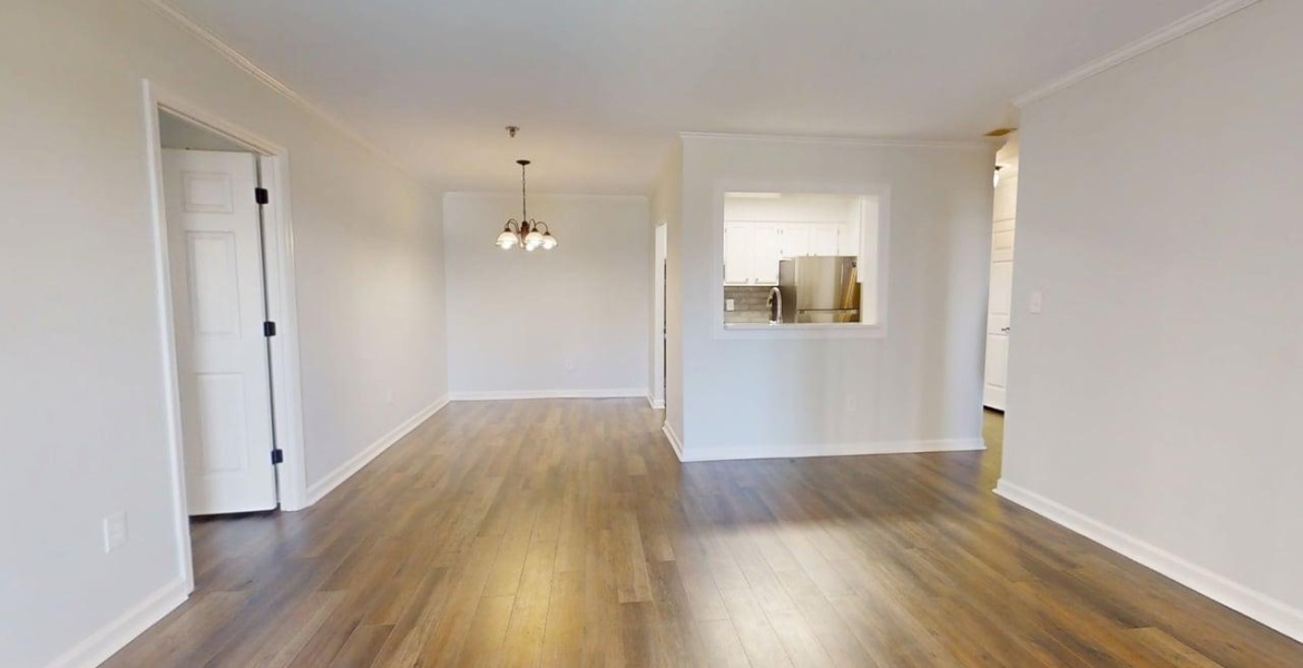 300 Johnson Ferry Rd NE, Sandy Springs, Georgia 30328, ,Condo,For Lease,Johnson Ferry Rd NE,1177