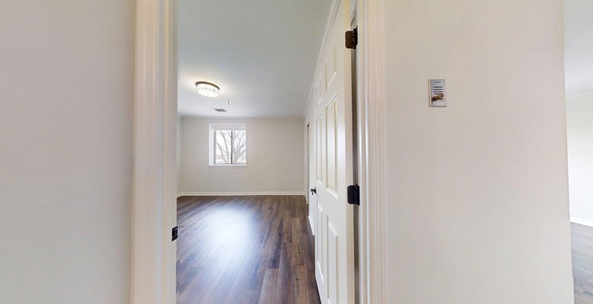 300 Johnson Ferry Rd NE, Sandy Springs, Georgia 30328, ,Condo,For Lease,Johnson Ferry Rd NE,1177