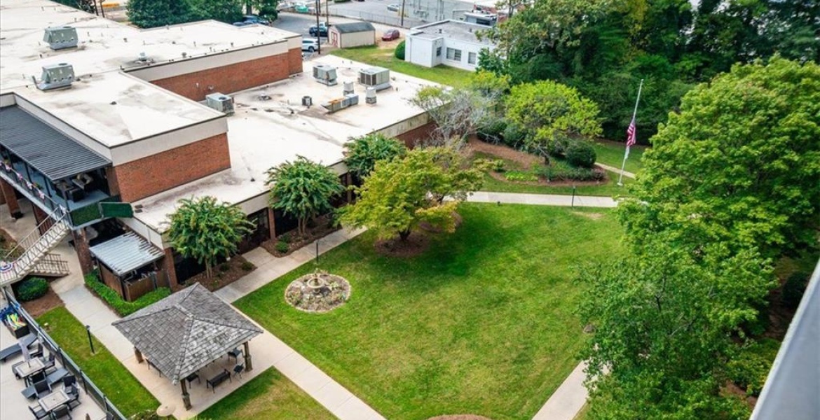 300 Johnson Ferry Rd NE, Sandy Springs, Georgia 30328, ,Condo,For Sale,Johnson Ferry Rd NE,1179