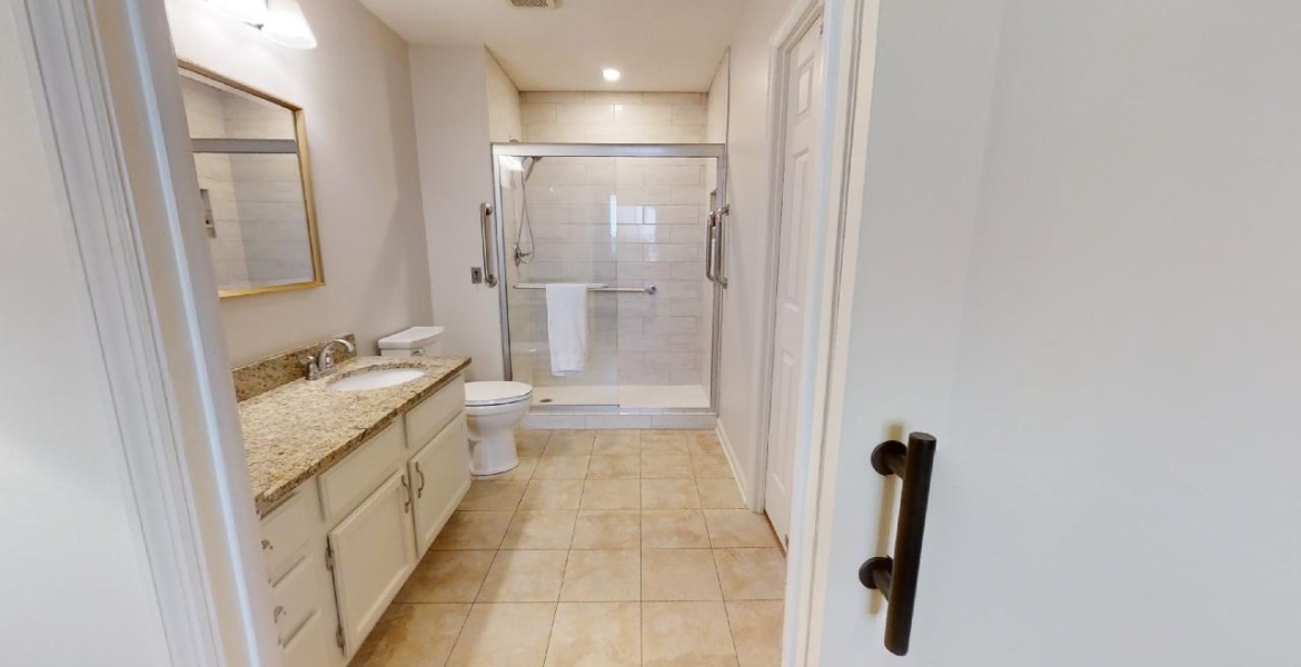 300 Johnson Ferry Rd NE, Sandy Springs, Georgia 30328, ,Condo,For Sale,Johnson Ferry Rd NE,1180