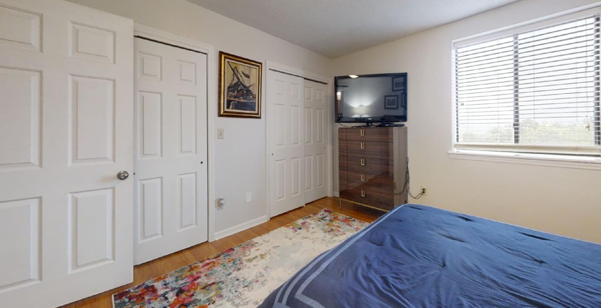 300 Johnson Ferry Rd NE, Sandy Springs, Georgia 30328, ,Condo,For Sale,Johnson Ferry Rd NE,1180