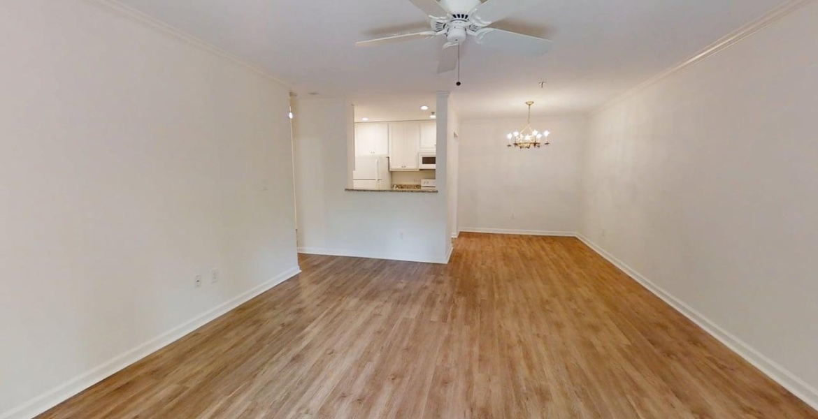 300 Johnson Ferry Rd. NE, Sandy Springs, Georgia 30328, ,Condo,For Sale,Mount Vernon Towers,Johnson Ferry Rd. NE,9,1184