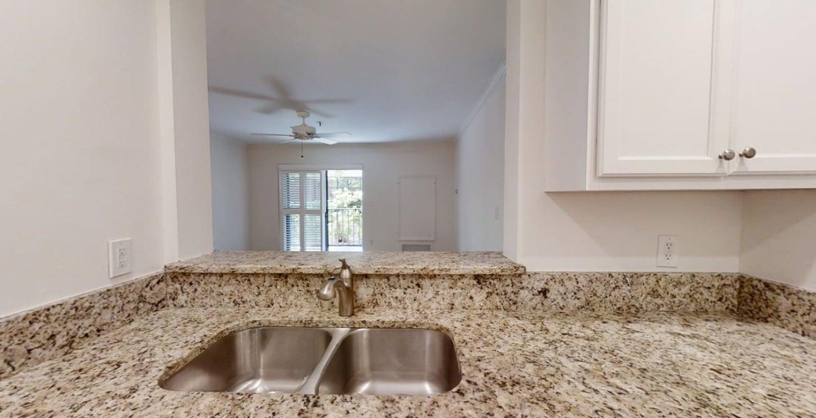 300 Johnson Ferry Rd. NE, Sandy Springs, Georgia 30328, ,Condo,For Sale,Mount Vernon Towers,Johnson Ferry Rd. NE,9,1184