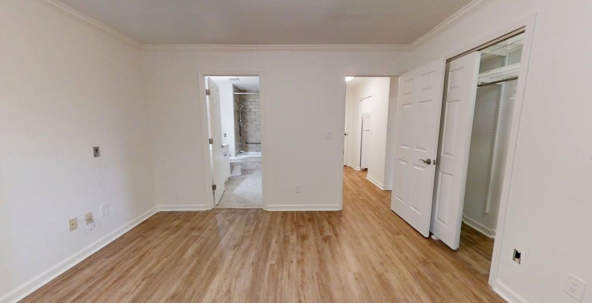 300 Johnson Ferry Rd. NE, Sandy Springs, Georgia 30328, ,Condo,For Sale,Mount Vernon Towers,Johnson Ferry Rd. NE,9,1184