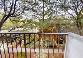 300 Johnson Ferry Rd NE, Sandy Springs, Georgia 30328, ,Condo,For Sale,Johnson Ferry Rd NE,1186