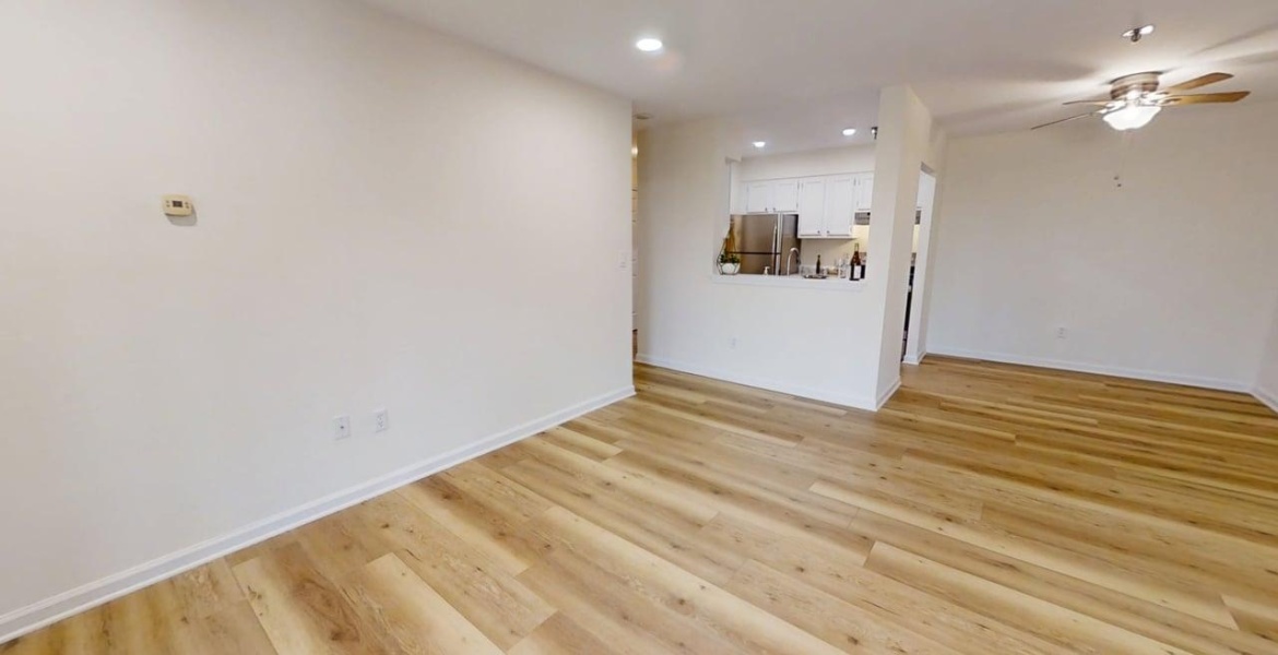 300 Johnson Ferry Rd NE, Sandy Springs, Georgia 30328, ,Condo,For Sale,Johnson Ferry Rd NE,1186