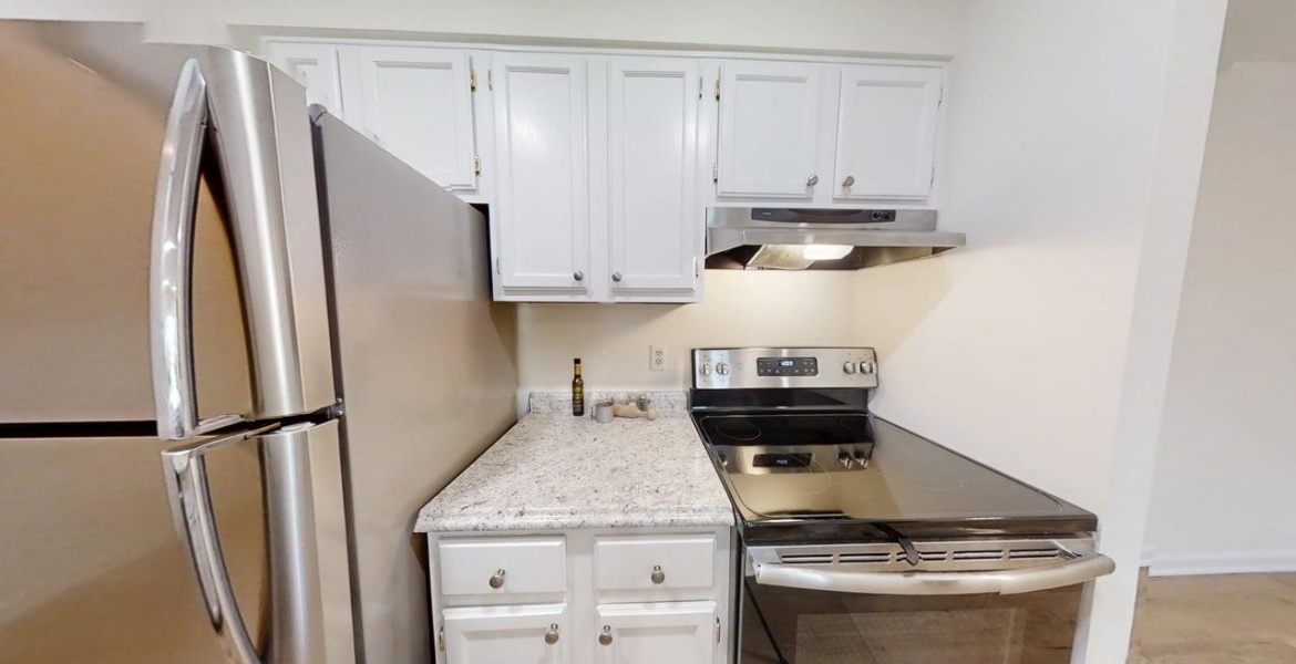 300 Johnson Ferry Rd NE, Sandy Springs, Georgia 30328, ,Condo,For Sale,Johnson Ferry Rd NE,1186