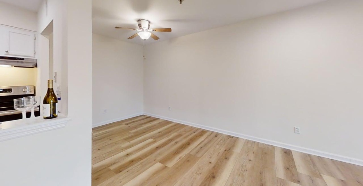 300 Johnson Ferry Rd NE, Sandy Springs, Georgia 30328, ,Condo,For Sale,Johnson Ferry Rd NE,1186